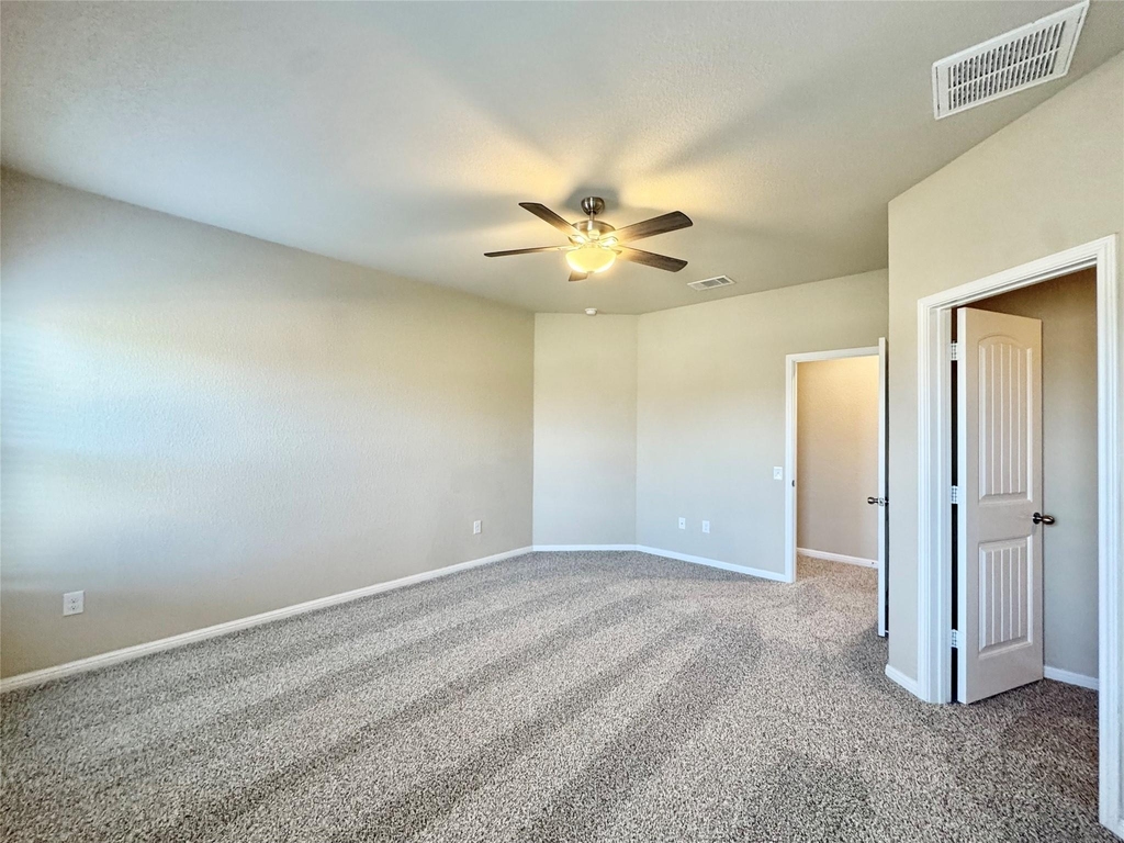 1521 Maier Dr - Photo 10