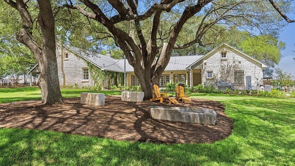 1521 Maier Dr - Photo 30