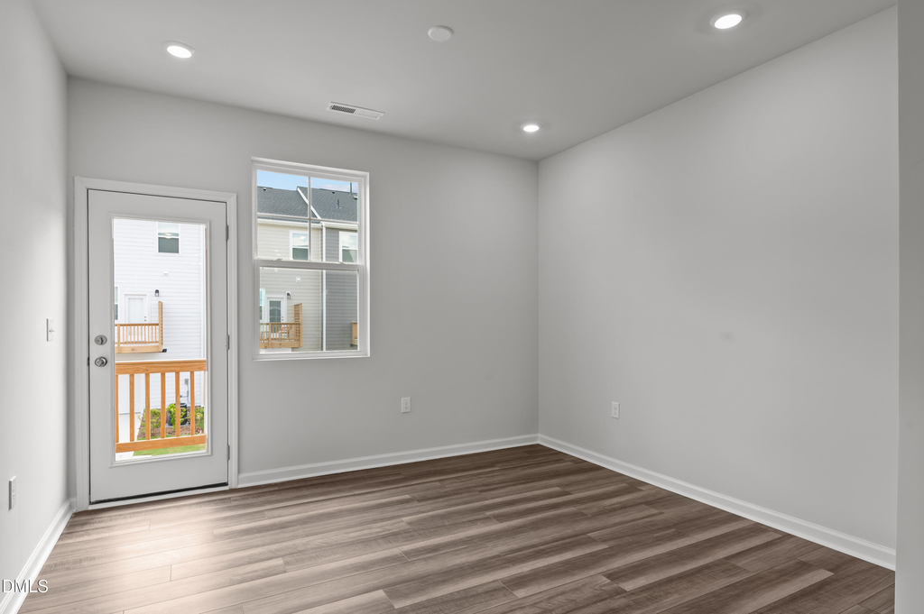 5312 Daydream Drive - Photo 10