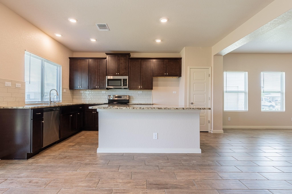 746 Farmers Dell St - Photo 12