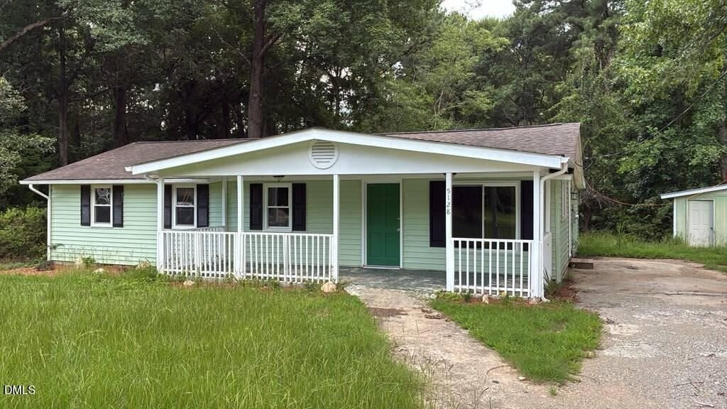 5128 Sunset Lake Road - Photo 0