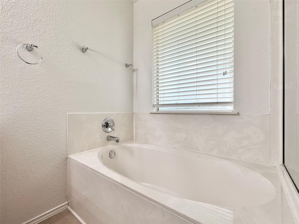 1015 Aiken Dr - Photo 27