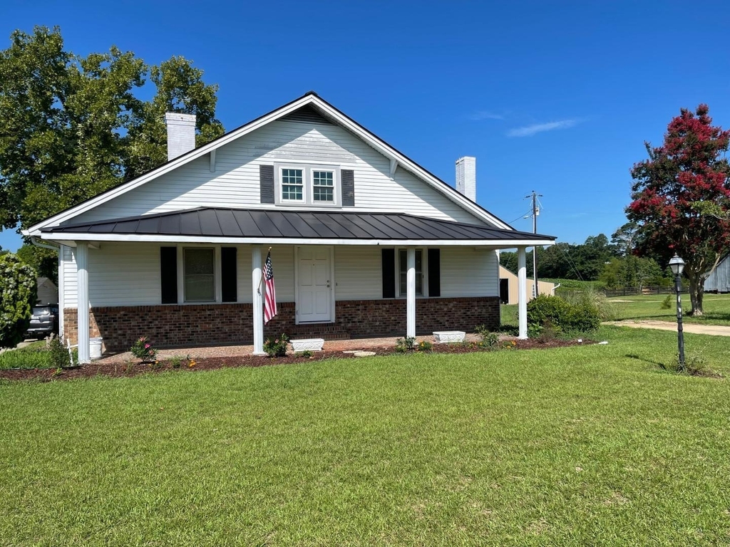 3689 Baileys Xrds Road - Photo 1