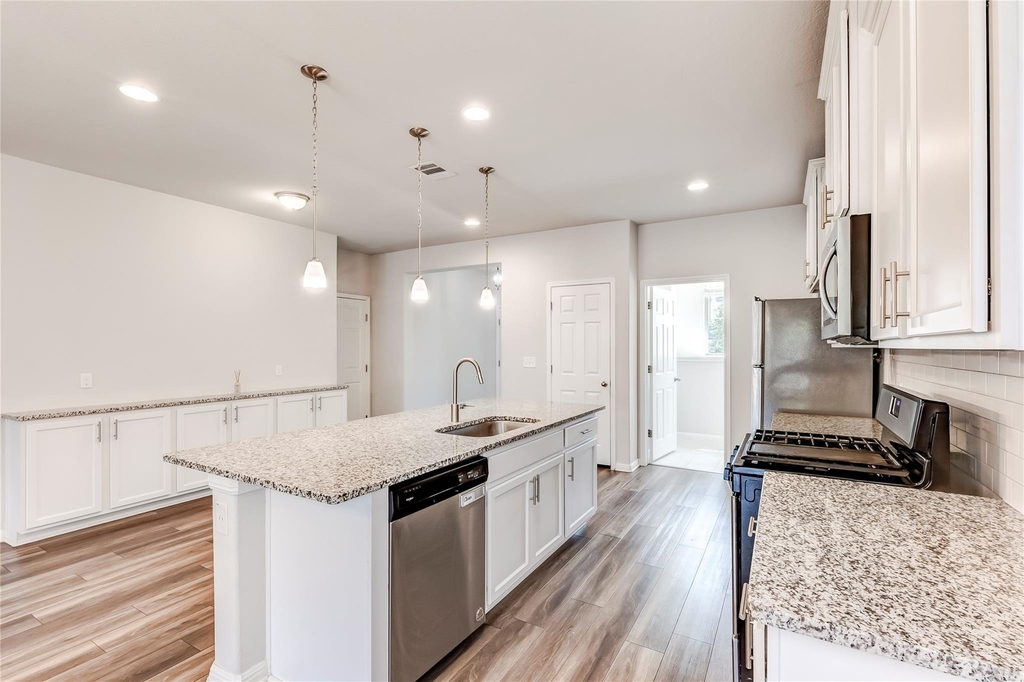 425 Arrowhead Vine St - Photo 11
