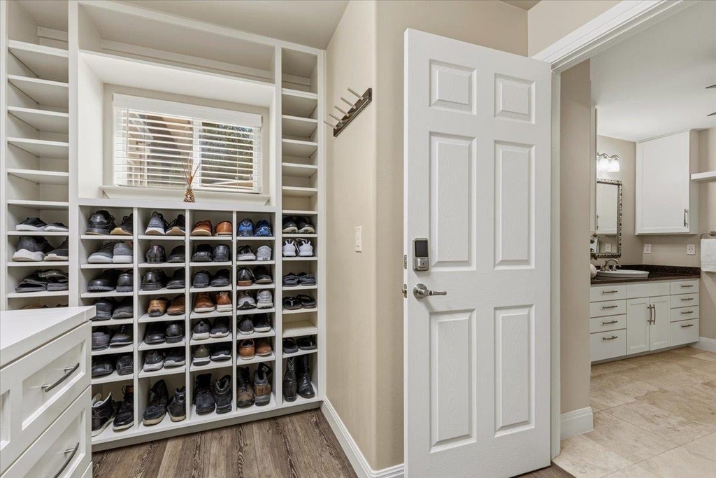 25207 Lake View Dr - Photo 5