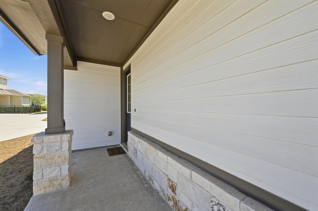 8401 Orizzonte St - Photo 3
