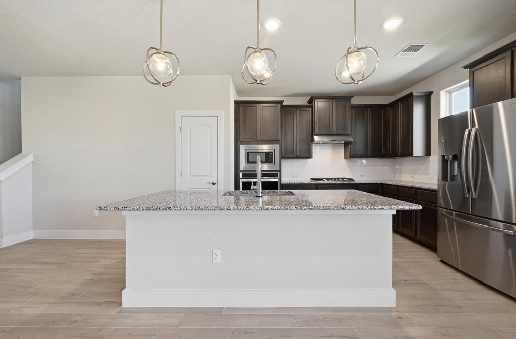8401 Orizzonte St - Photo 9