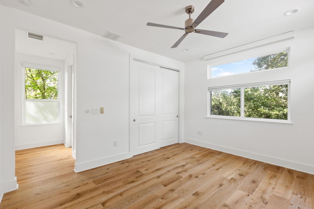 1182 Oakgrove Ave - Photo 21
