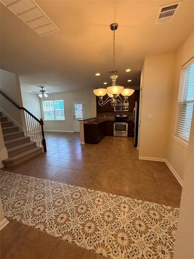 1932 Tramson Dr - Photo 2