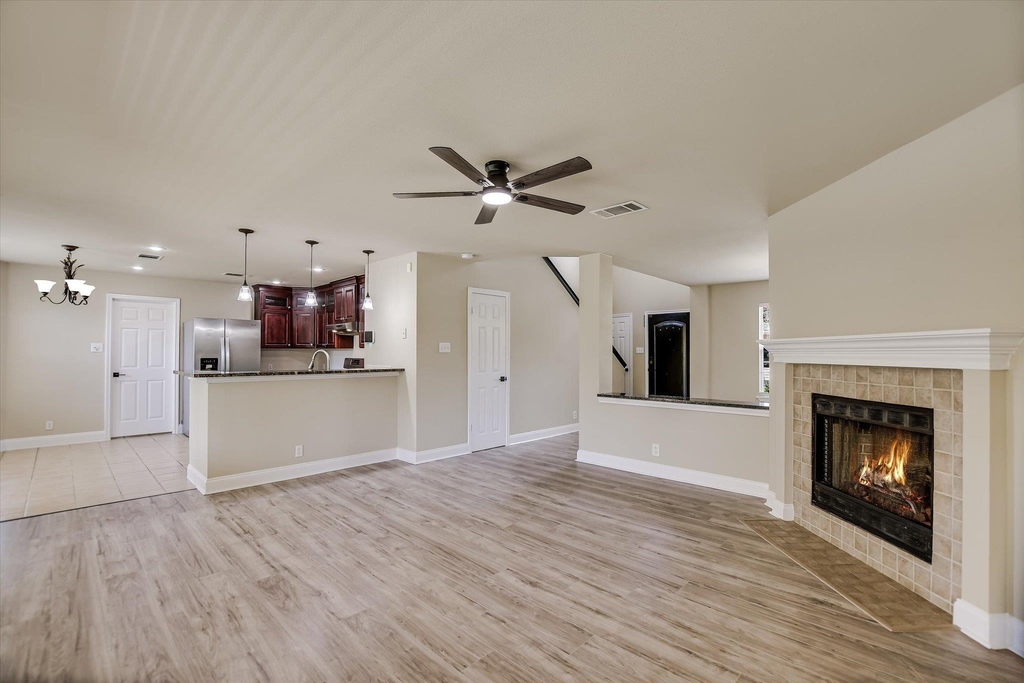 8111 Hawick Dr - Photo 5