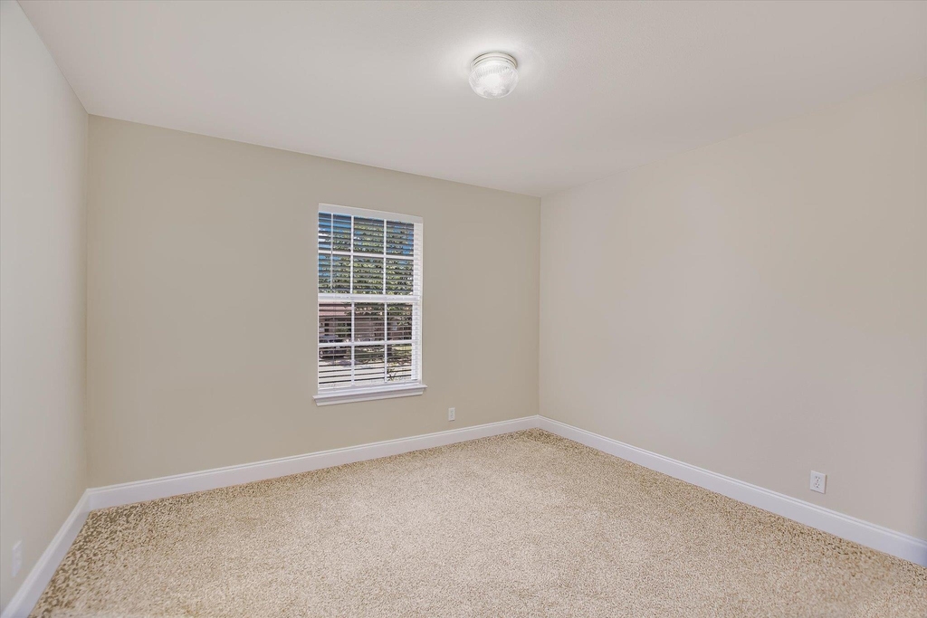 8111 Hawick Dr - Photo 14