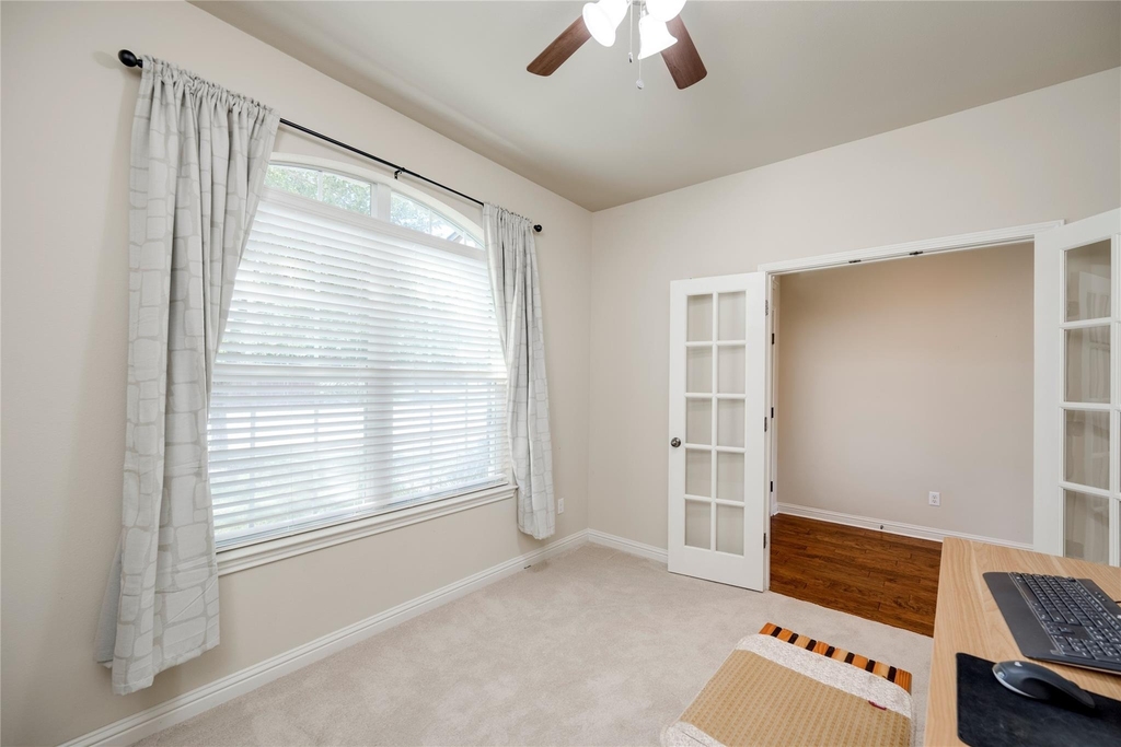 4211 Oldenburg Ln - Photo 32