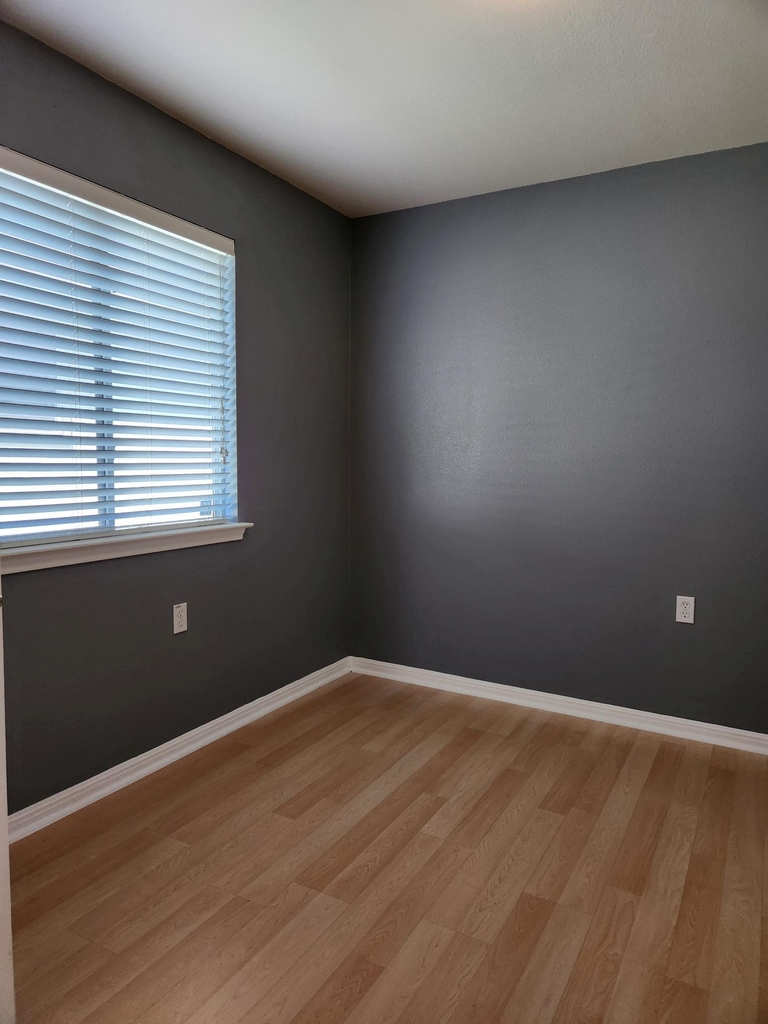 717 Sheraton Ave - Photo 24