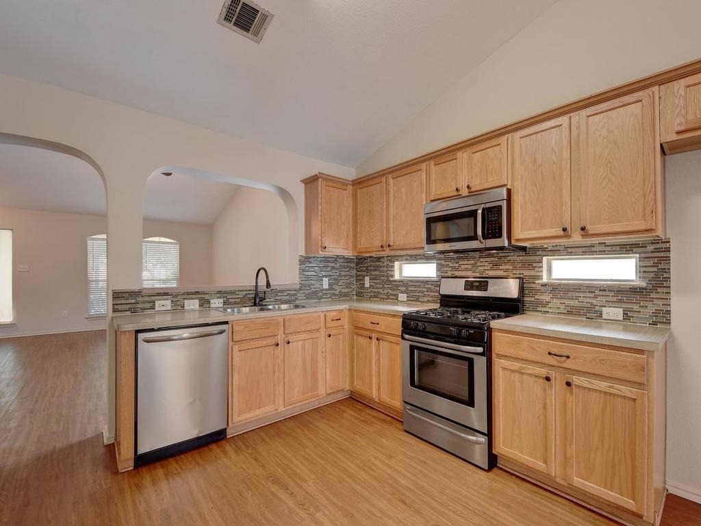 136 Strawn - Photo 14