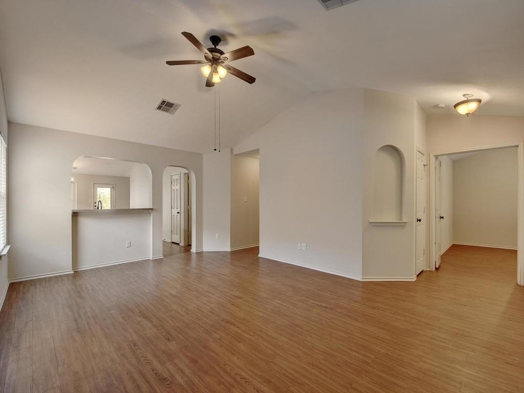 136 Strawn - Photo 10