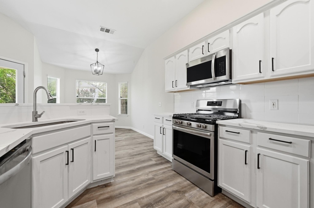 160 Atlantis - Photo 16