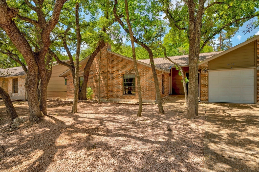 8506 Mesa Dr - Photo 0