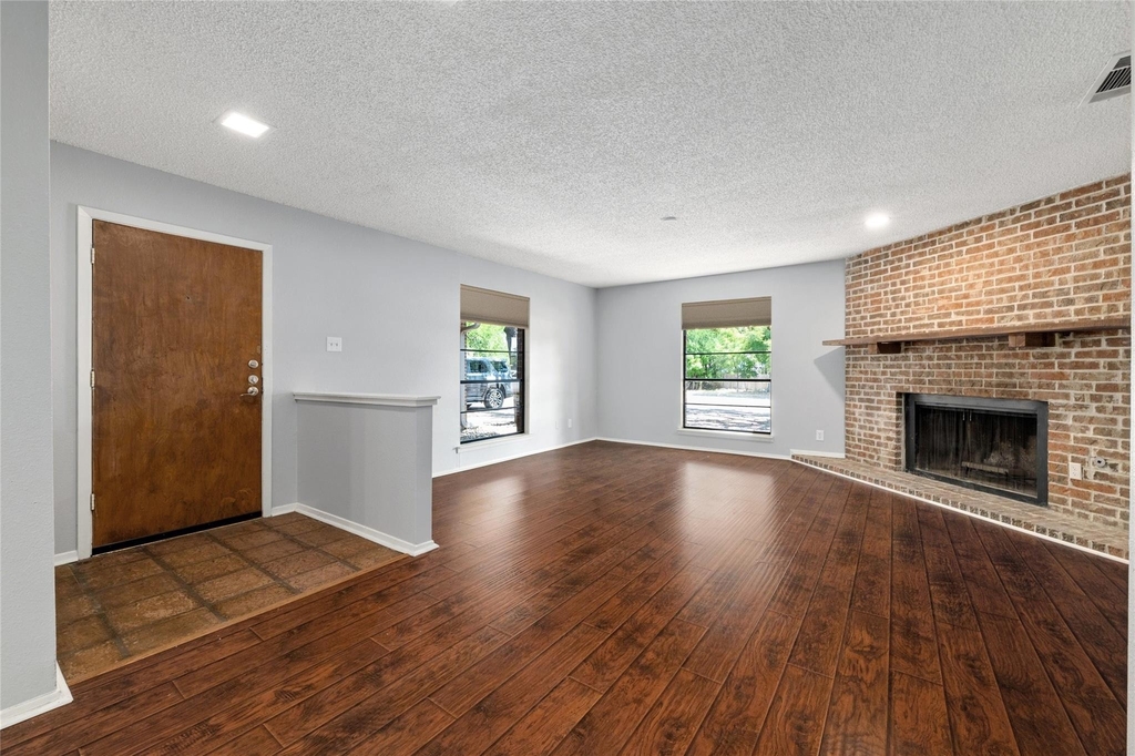 8506 Mesa Dr - Photo 4