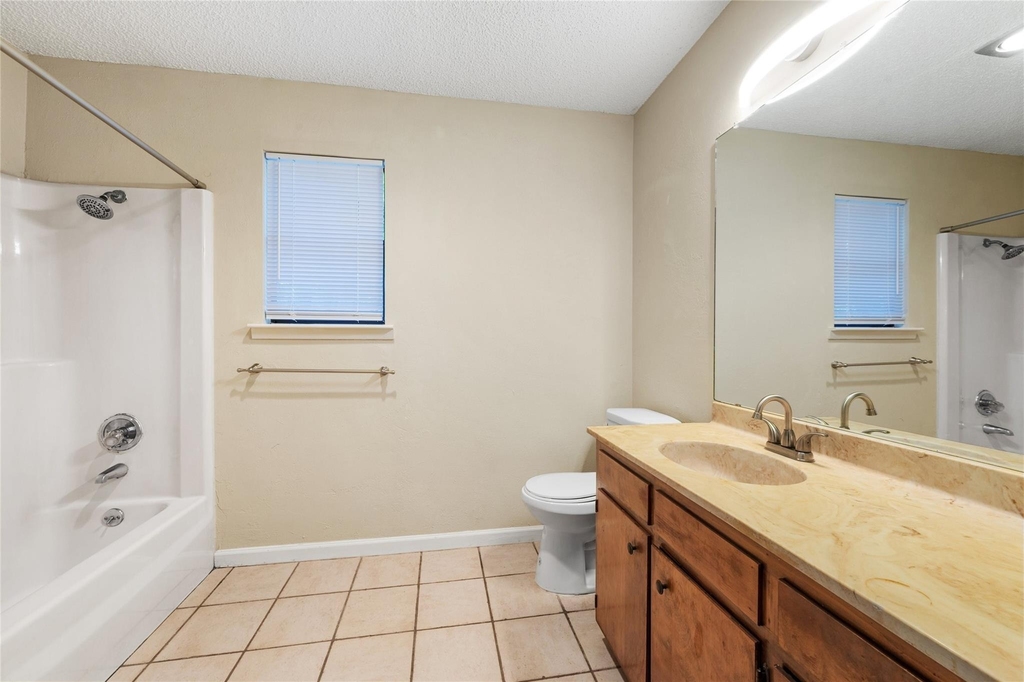 8506 Mesa Dr - Photo 19