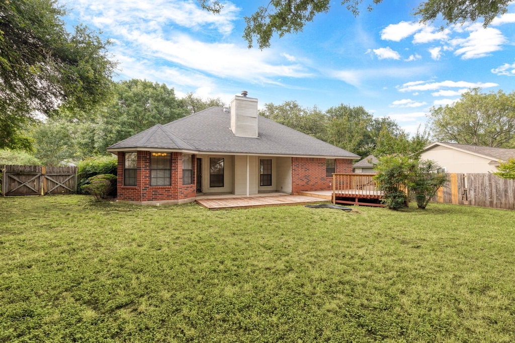 1502 Oak Knoll Ln - Photo 16
