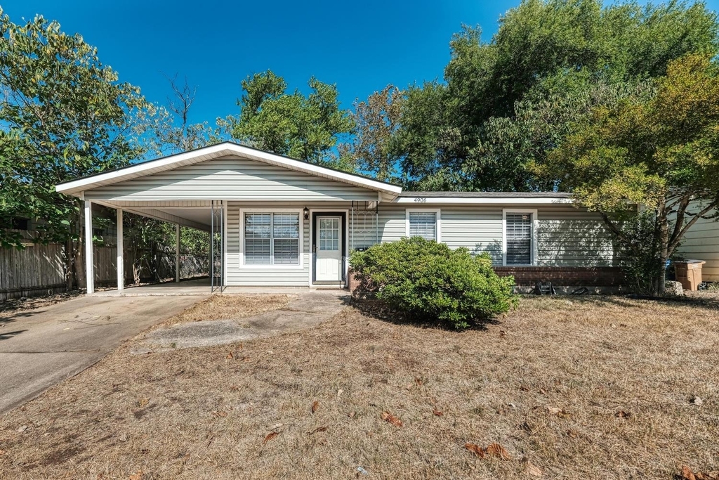 4906 Gladeview Drs - Photo 0