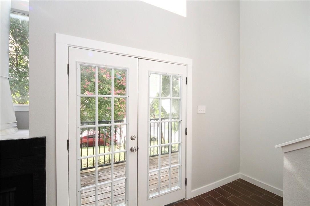 1600 West Ave - Photo 8