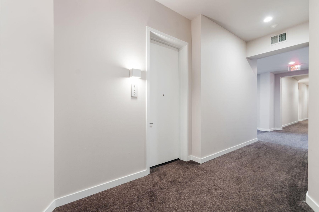 800 Embassy Dr - Photo 31