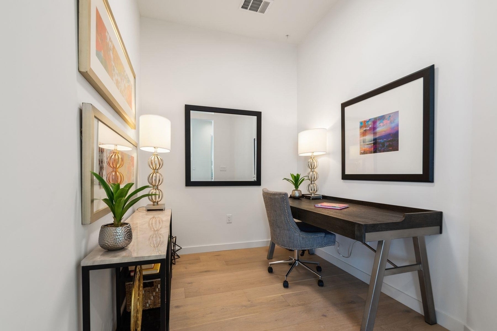 800 Embassy Dr - Photo 11