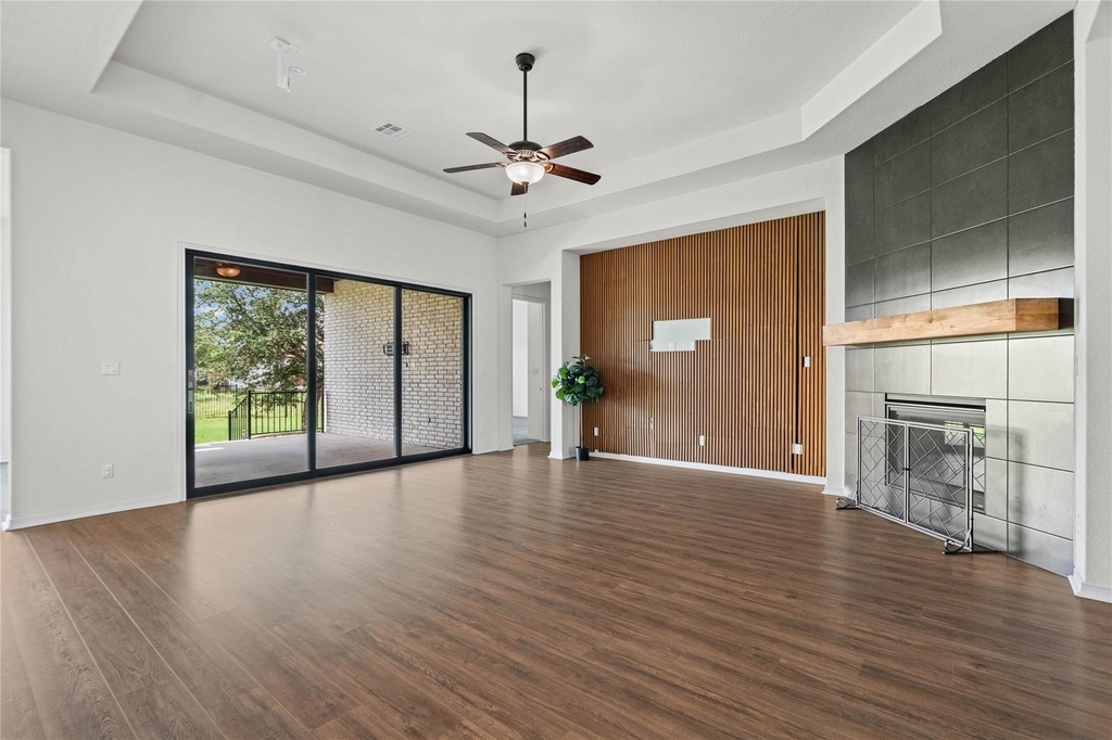 1336 Academy Oaks Dr - Photo 10