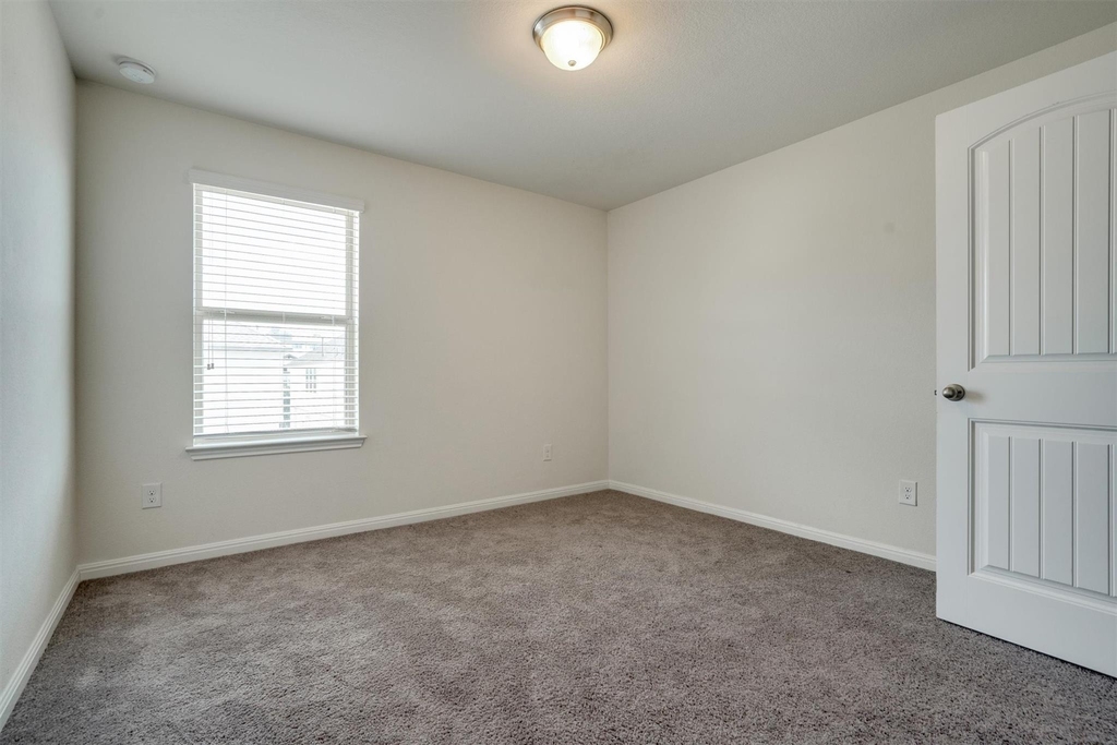 177 Diamond Point Dr - Photo 16