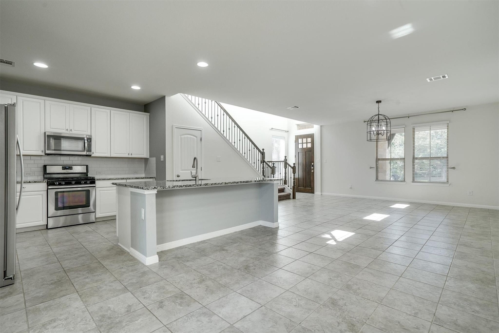 177 Diamond Point Dr - Photo 4