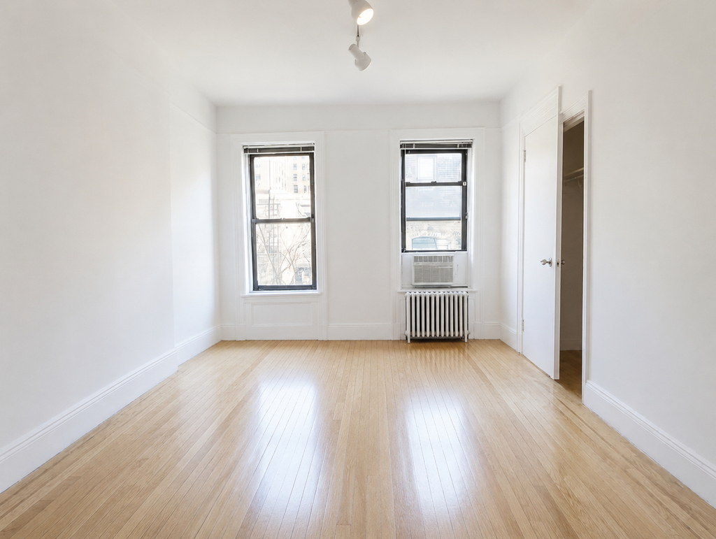  East 84th Street - Photo 0