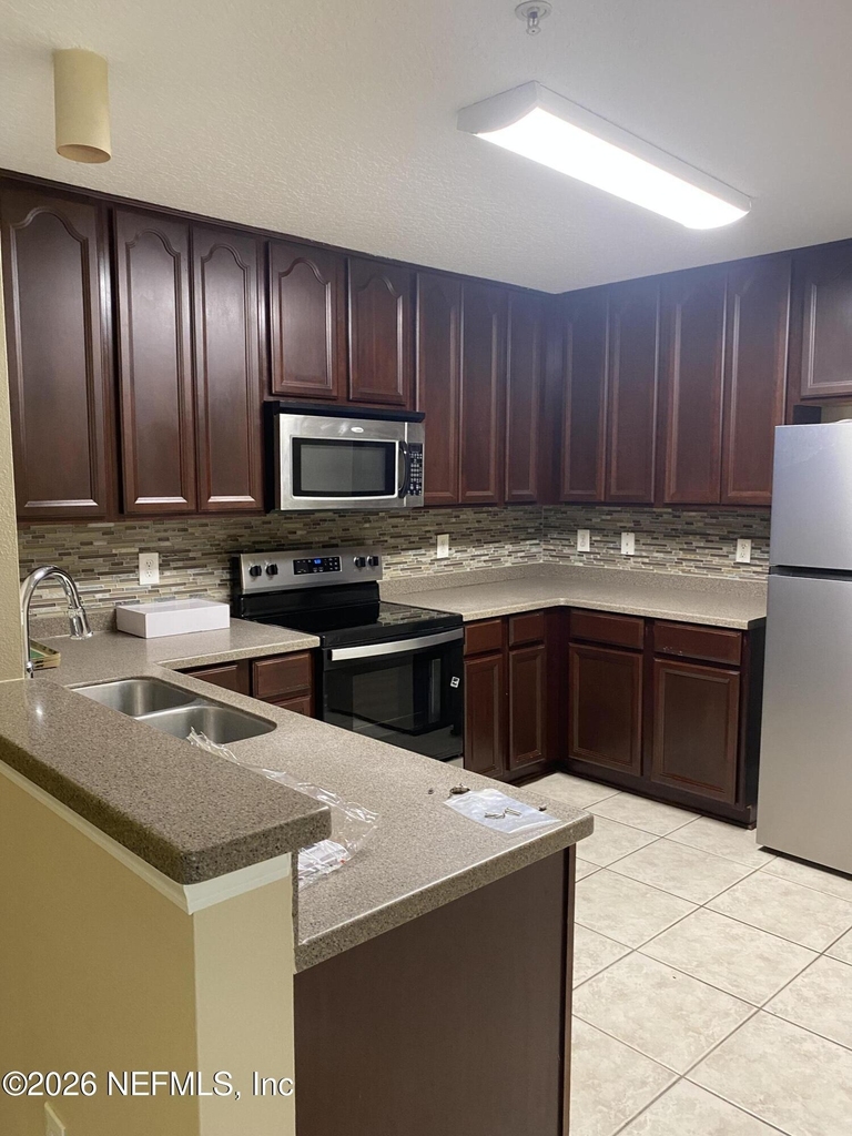 13848 Herons Landing Way - Photo 2
