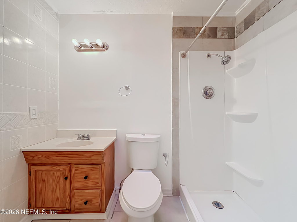 101 S Oakridge Avenue - Photo 11
