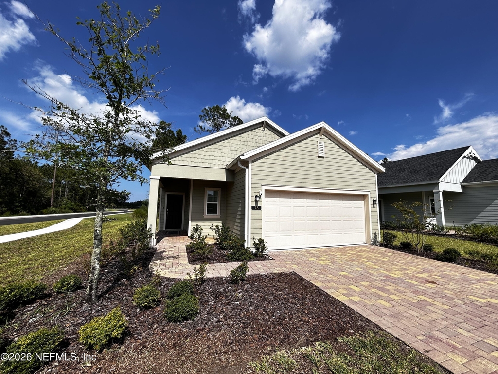 23 Lake Sinclair Street - Photo 1