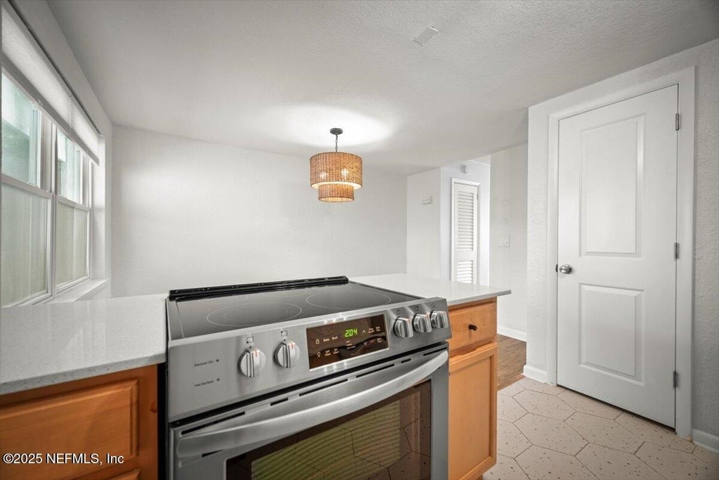 1307 2nd Street N - Photo 12
