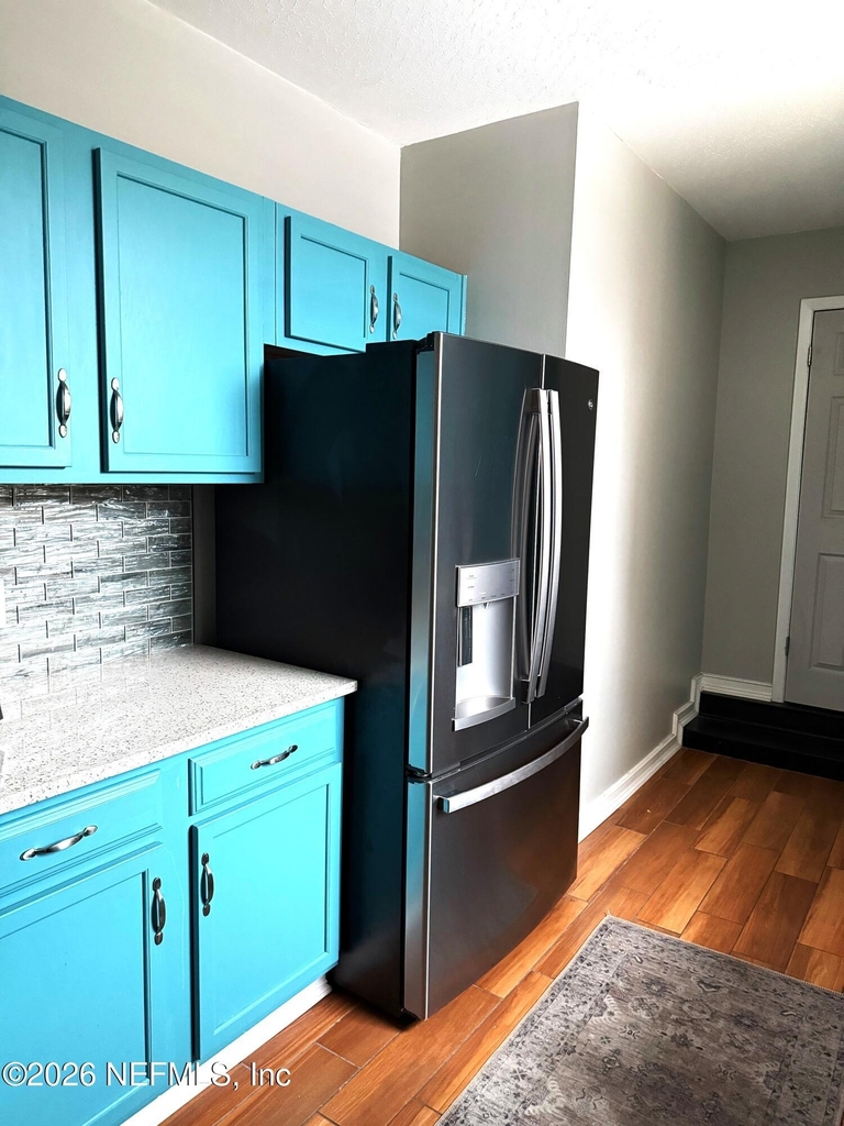 2909 St Johns Avenue - Photo 8