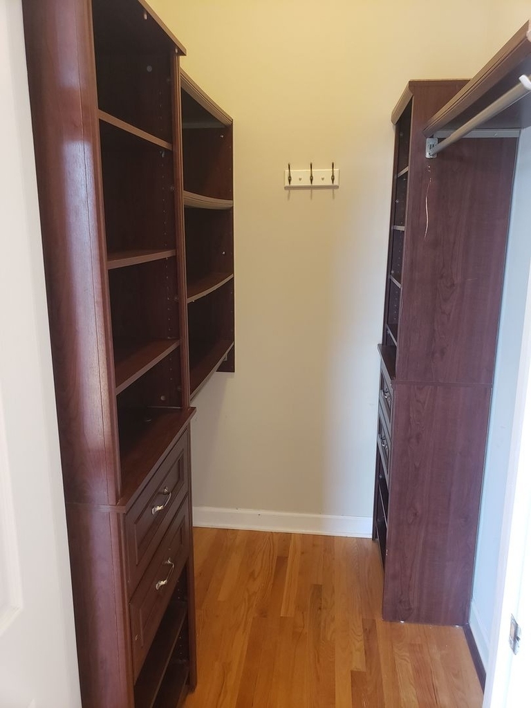 6423 W Touhy Avenue - Photo 17