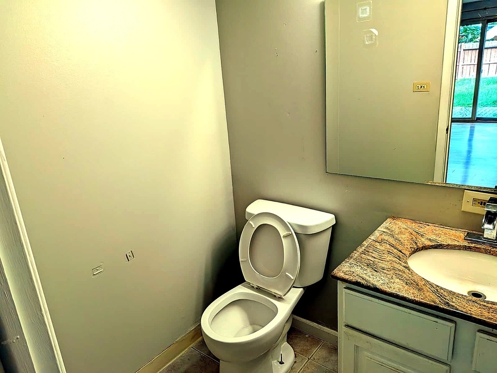 386 Dover Drive - Photo 2