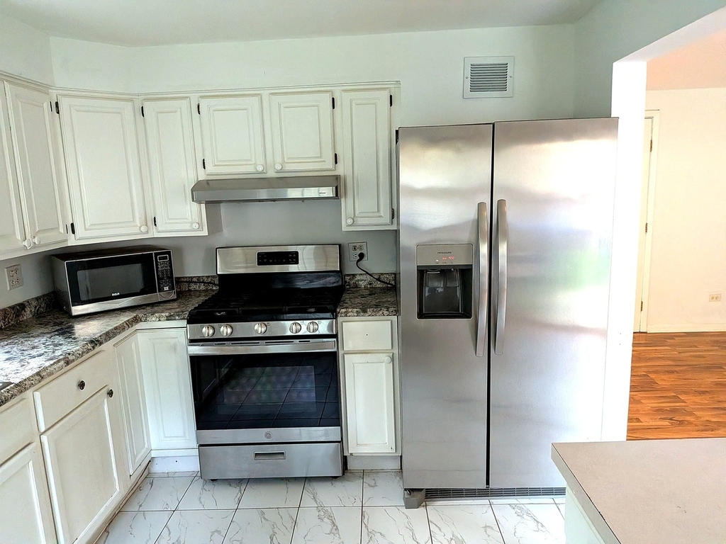 386 Dover Drive - Photo 9
