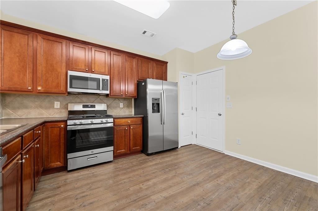 1999 Hailston Lane - Photo 8