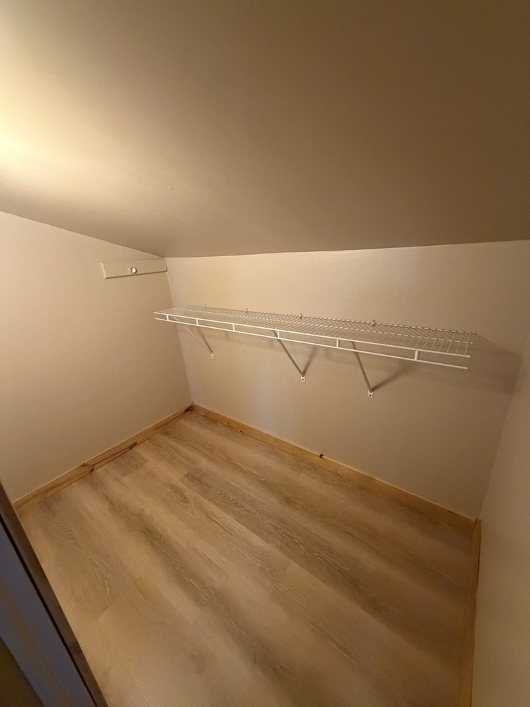 690 W Judson Street - Photo 6