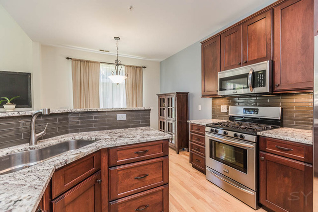 1029 Enfield Drive - Photo 7