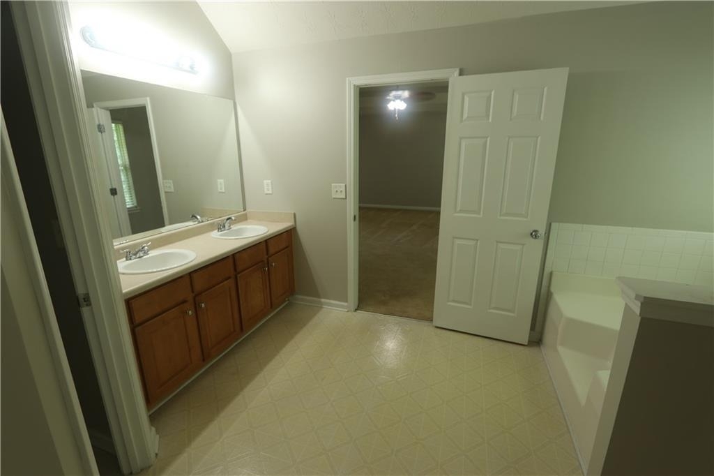 156 Shadowhill Lane - Photo 17
