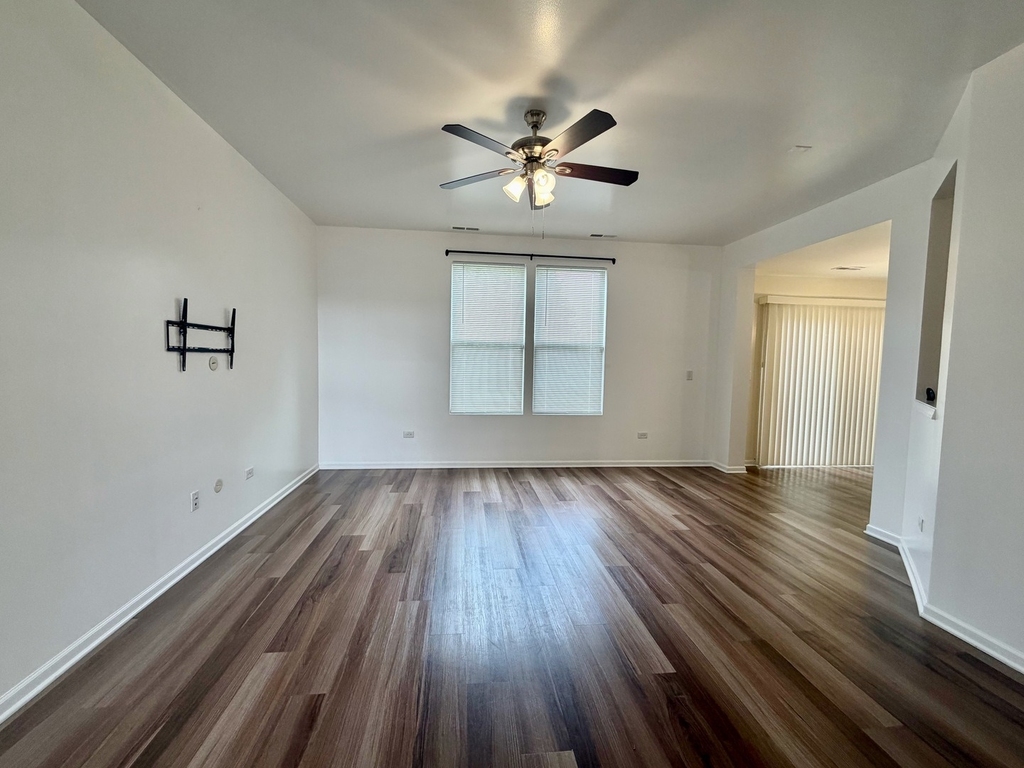 1492 Orchid Street - Photo 2