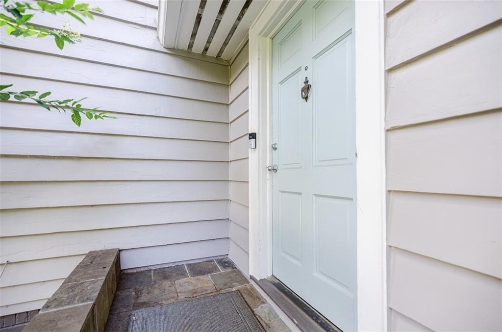 1148 Forrest Boulevard - Photo 2