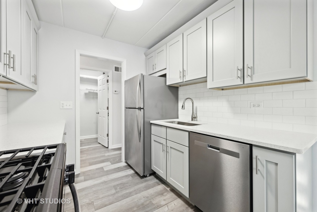 515 N Cass Avenue - Photo 5