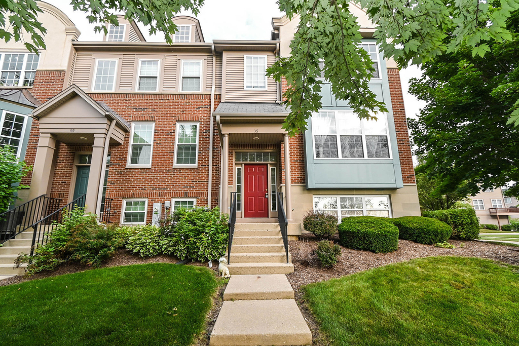 35 Thomas Court - Photo 2