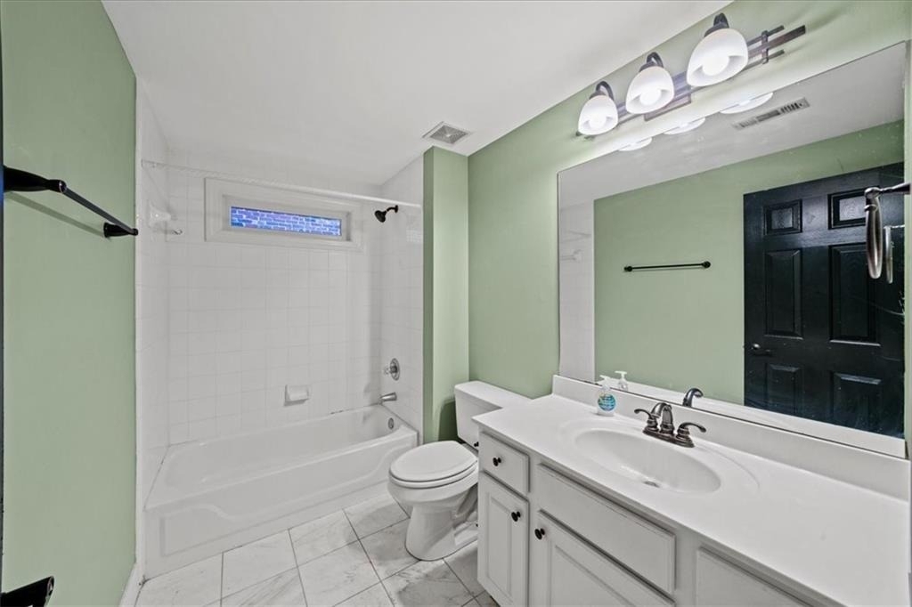 1127 Ashton Bluff Drive Ne - Photo 32