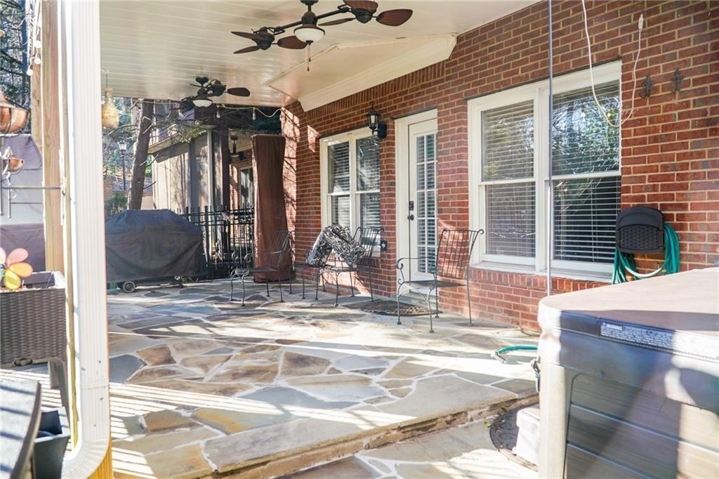 1127 Ashton Bluff Drive Ne - Photo 30